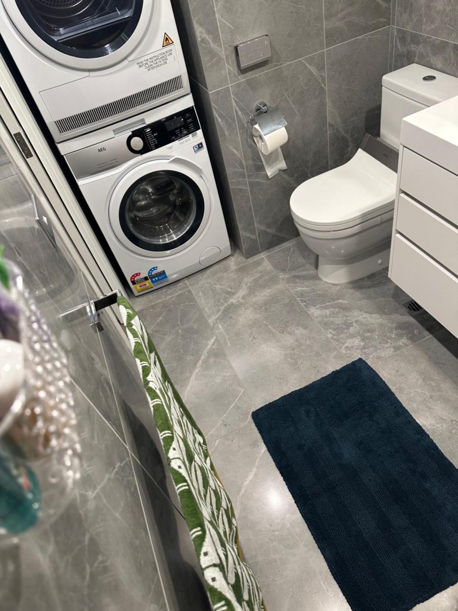 Private 1 Bed Accom With Bathroom In A 3 Bed Apartment - Melb Cbd, Regency Towers - Free Parking, Wifi And Pool Melbourne Dış mekan fotoğraf